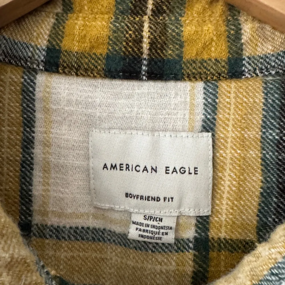 American Eagle Boyfriend Fit Flannel Shirt Multicolor-Yellow Plaid Button Down - Image 3