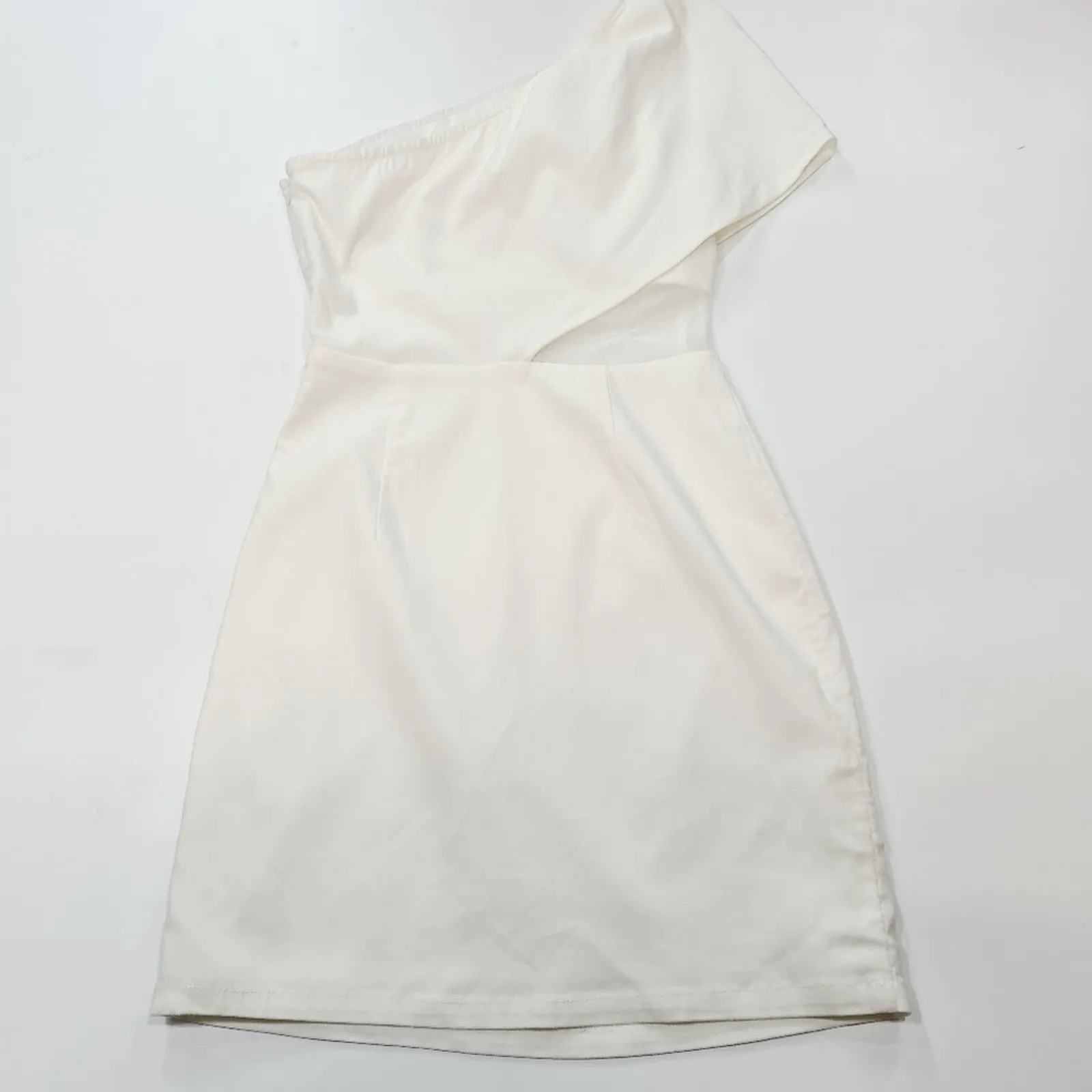 superdown  Danielle Mini Dress in White XS - Image 9