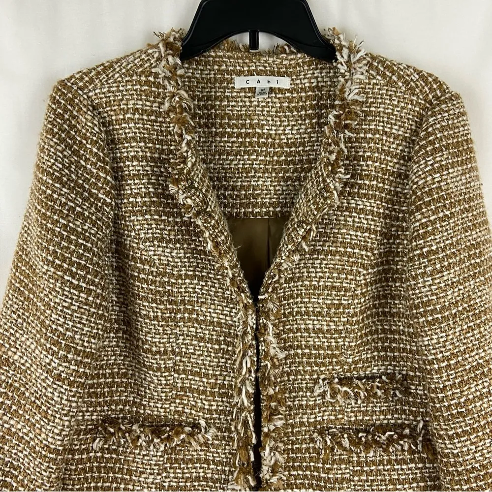 CAbi  Tan Metallic Phoebe Tweed Boucle Frayed Edge Blazer Jacket Size Medium - Image 6