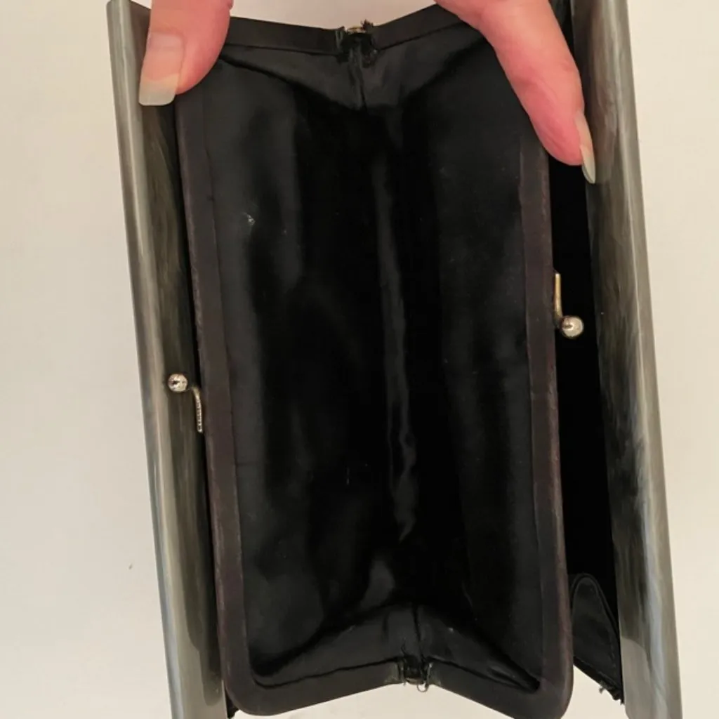 1950's Bakelite/Lucite Acrylic Oyster Gray Box Clutch - Image 6