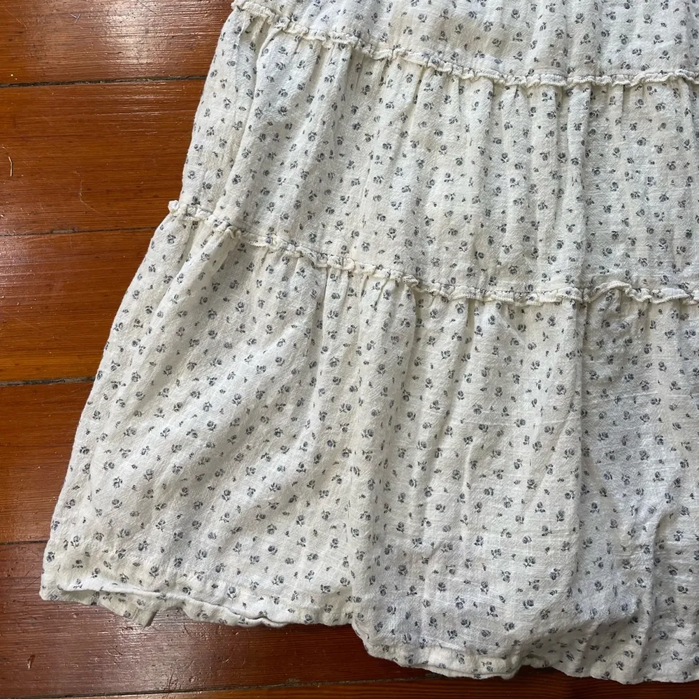 Karlie Floral Gauze Tiered Ditsy Floral Cottage Square Neck Midi Dress - Small - Image 11