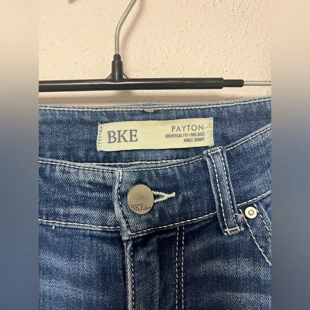 Womens BKE Distressed Jeans size 29 - Image 2