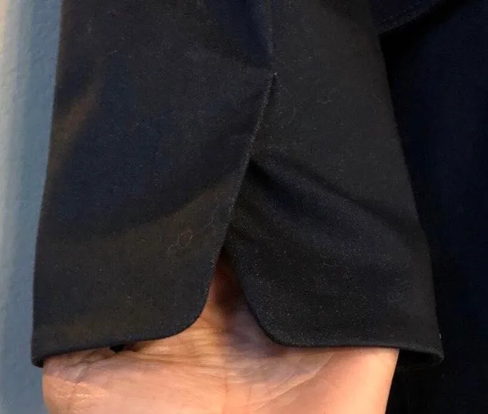 NWOT  skirt suit. Sz 4P. Mint! - Image 7