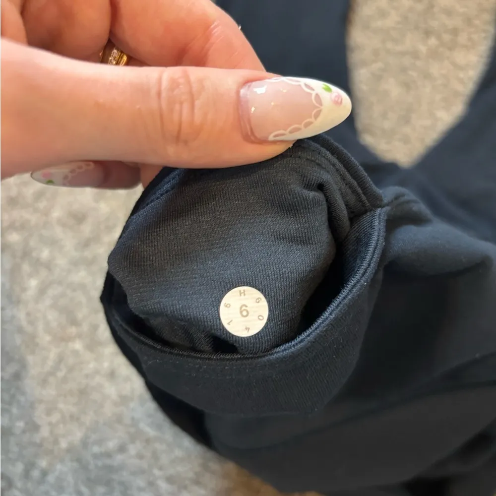 Lululemon  Blue Full Length Leggings - Image 5