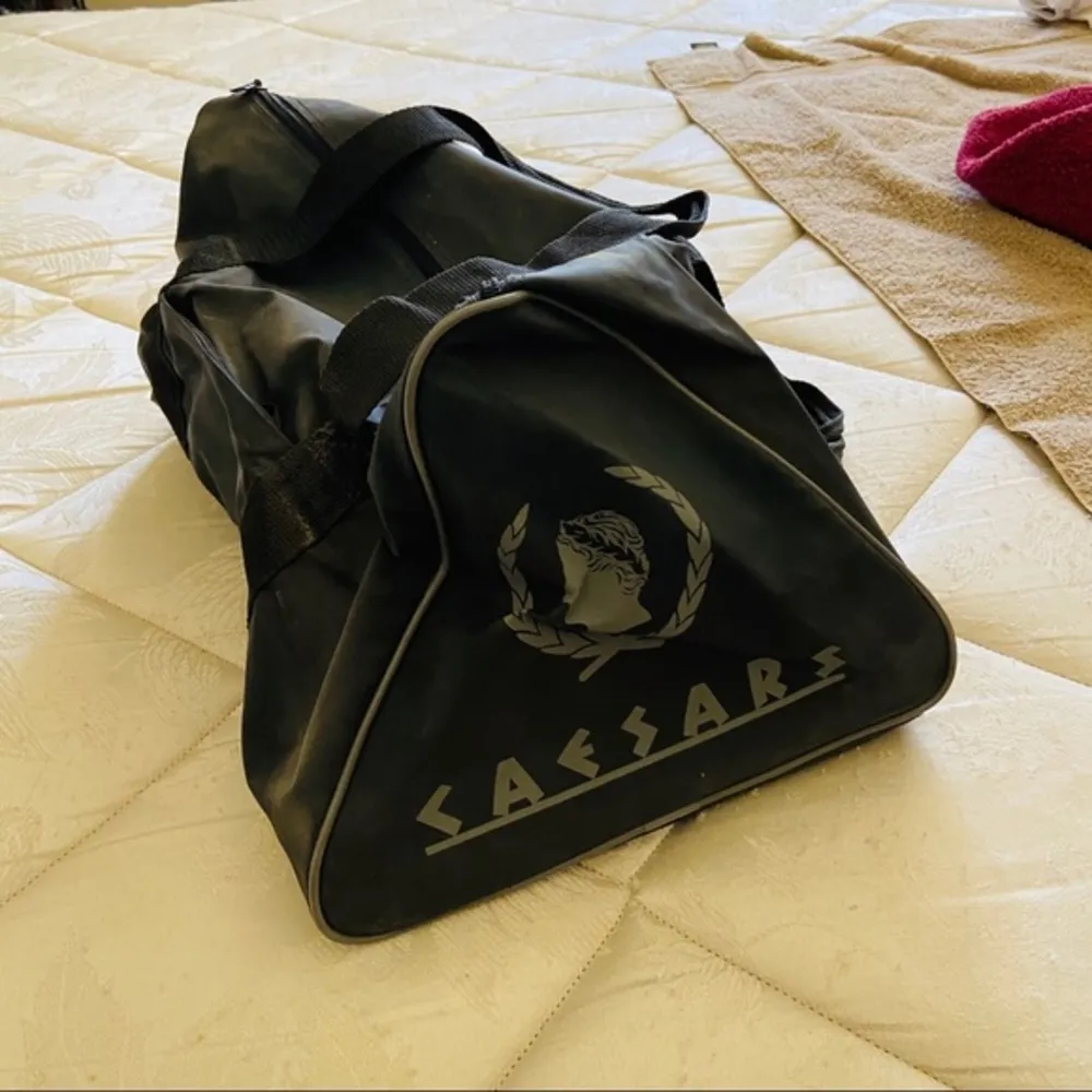 Vintage 80s Caesars Palace Vegas duffel travel bag Black - Image 3