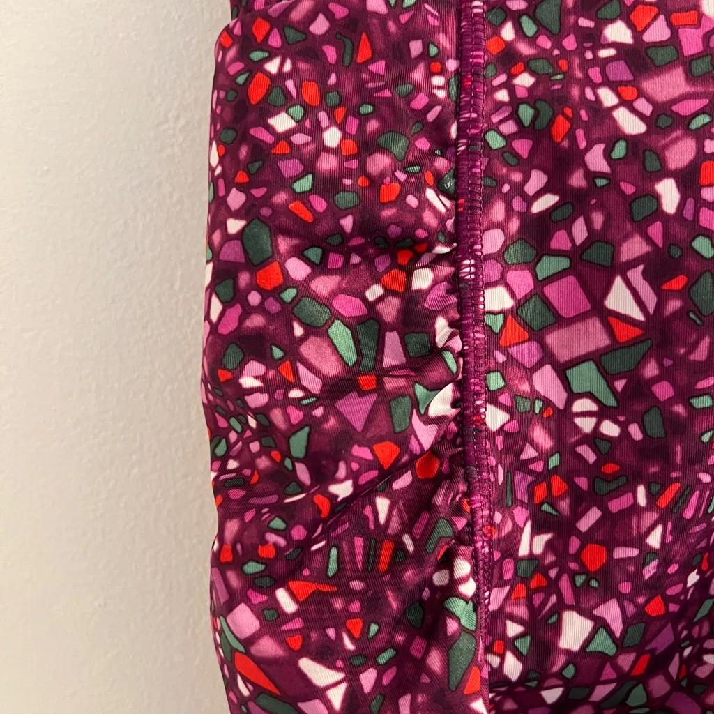 Lululemon Women’s Shorts Speed Track Short Paradise Geo Print Plum - Image 2