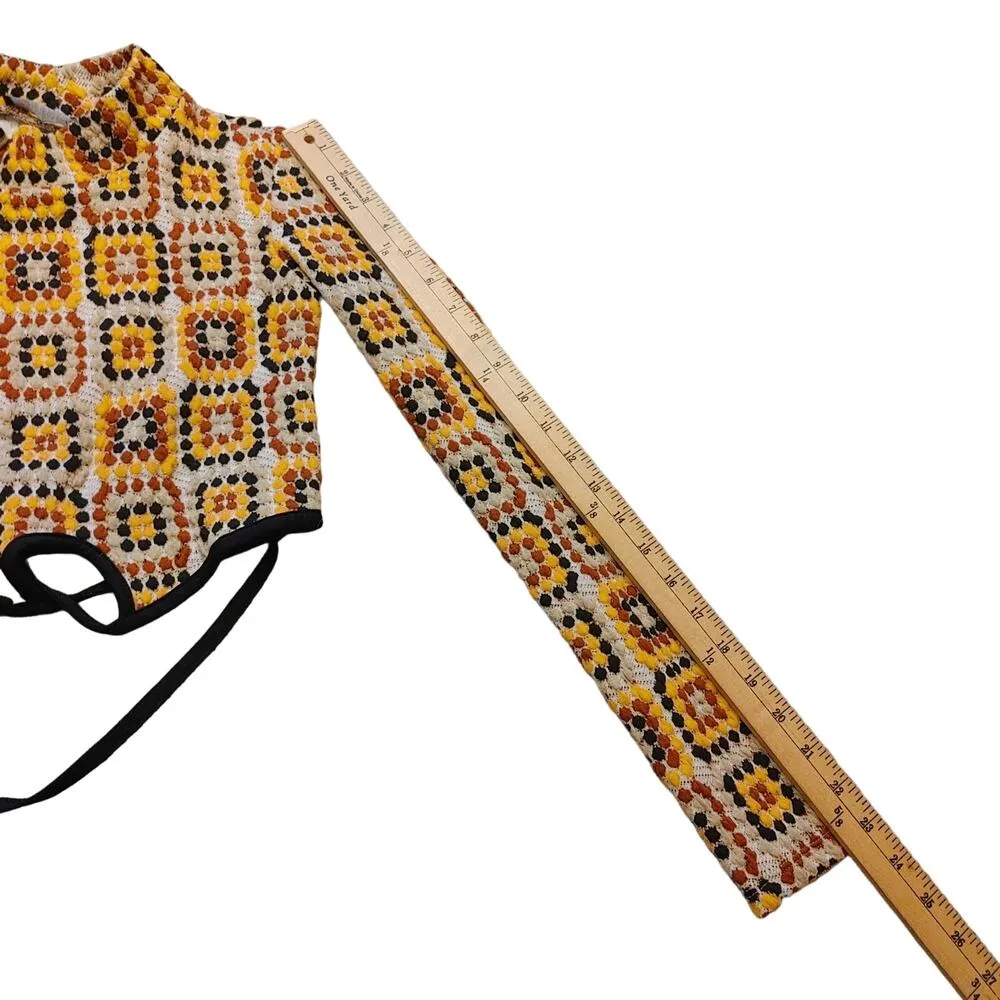 Bershka Festival NWT NEW Size Extra Small XS Long Sleeve Crop Concert Top - Image 4