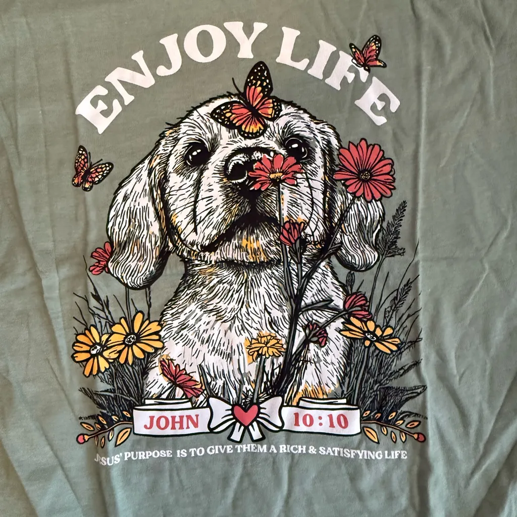 Love In Faith Enjoy Life Puppy Tee Green Large NWT IN PACKAGE - Image 4