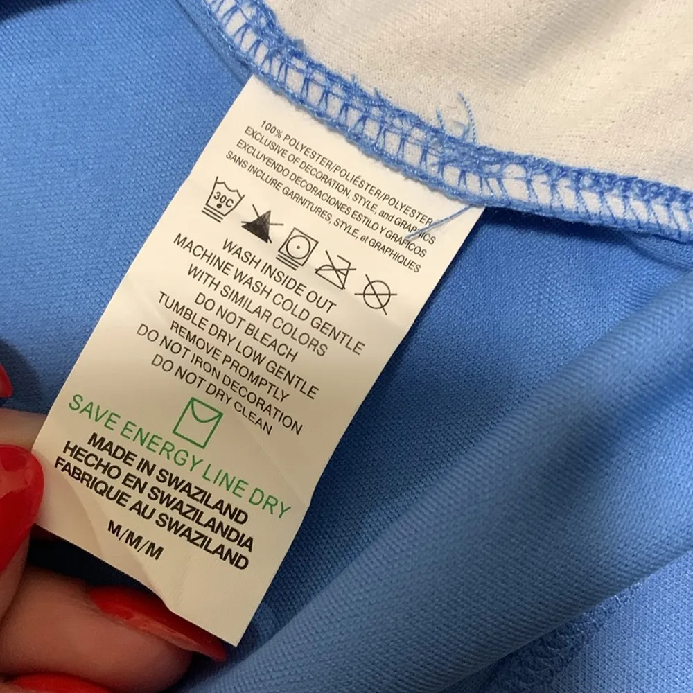 Majestic Cooperstown Collection NWT Cardinals MLB  woman size MEDIUM shirt - Image 8