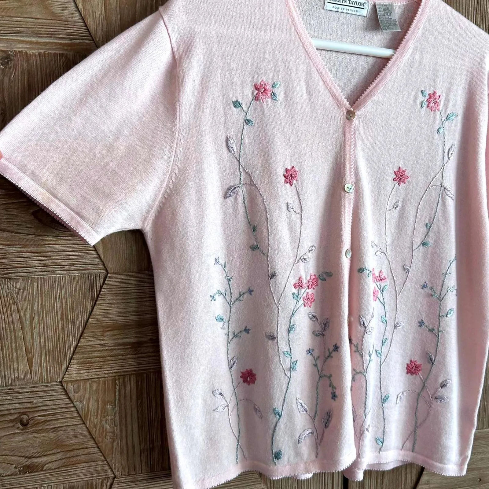 Carolyn Taylor Women's Pink Button Up Top Size L Floral Embroidered - Image 2