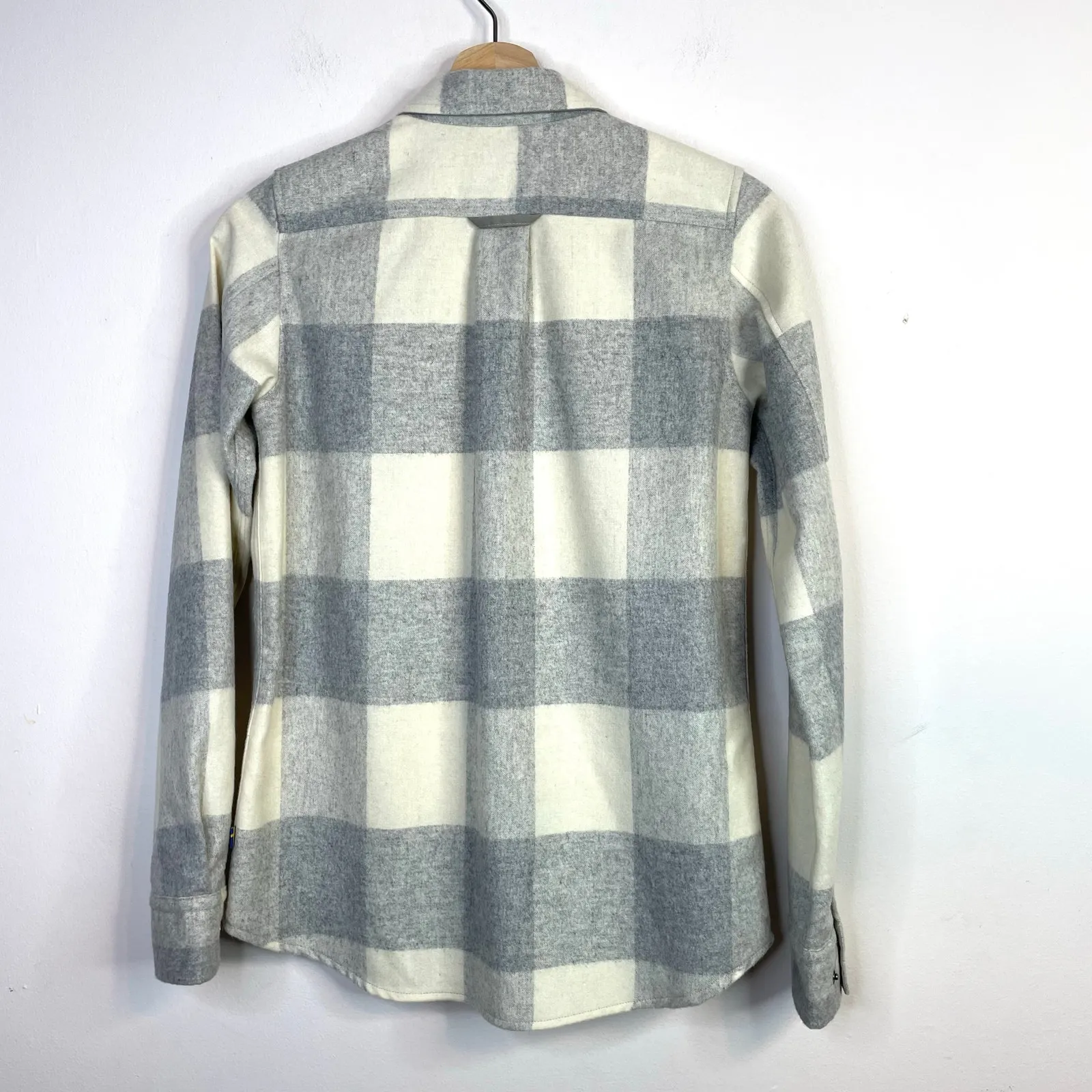 Fjallraven Canada Shirt Comfort Fit Gray Wool Blend Flannel Button Up womens XXS - Image 8