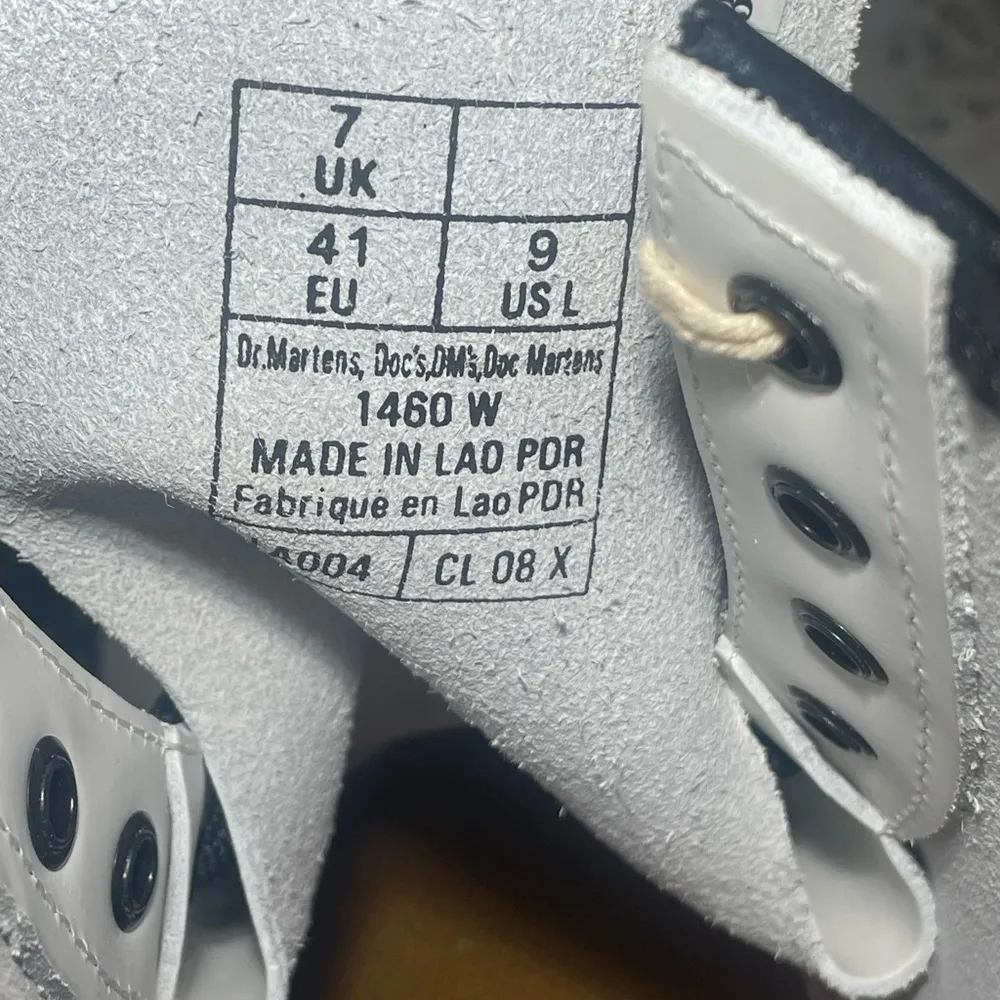 Dr Martens 1460 Smooth Leather Lace Up Boots - Image 11