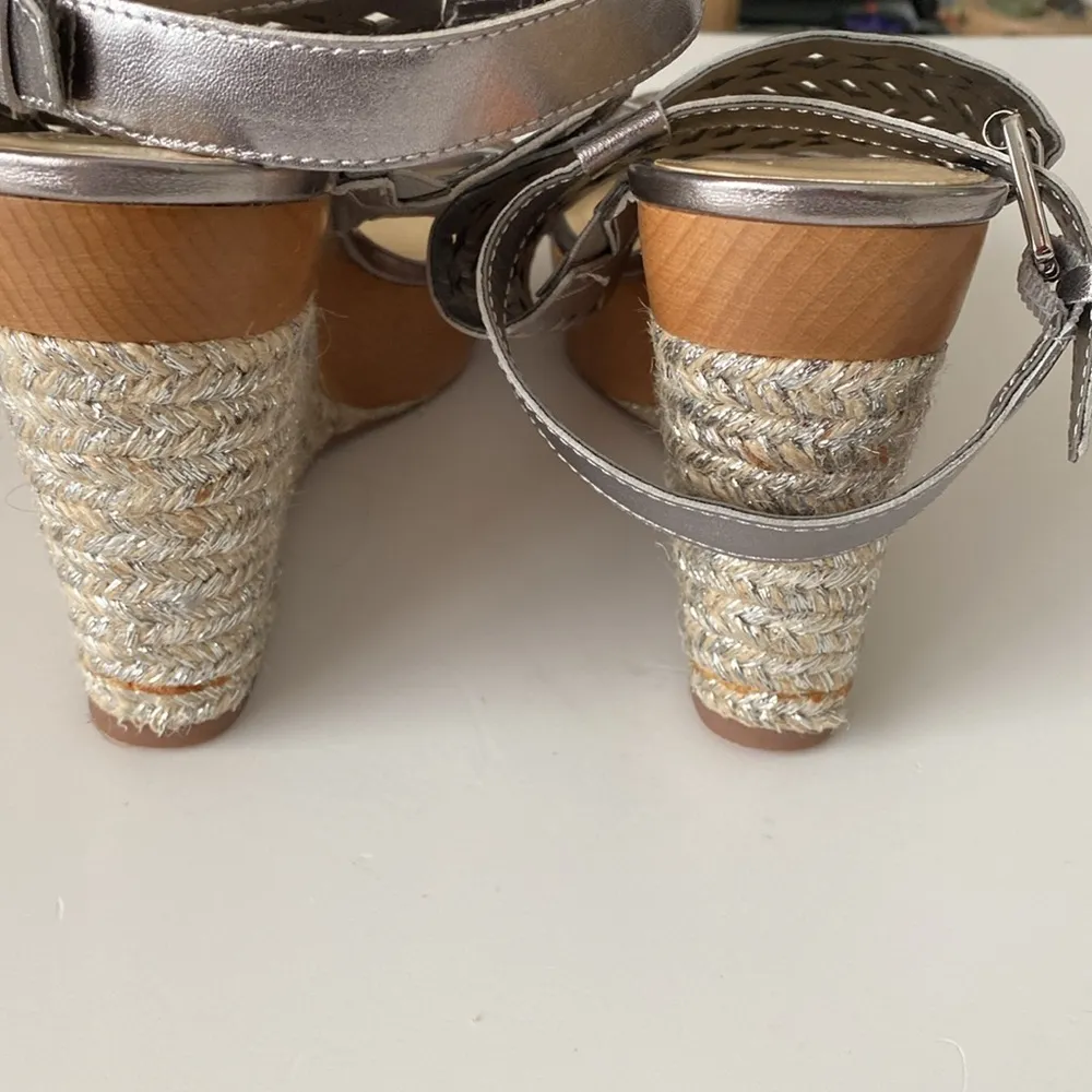 Lauren Ralph Lauren Georgina Espadrilles platform wedges silver metallic Sz 8 - Image 4