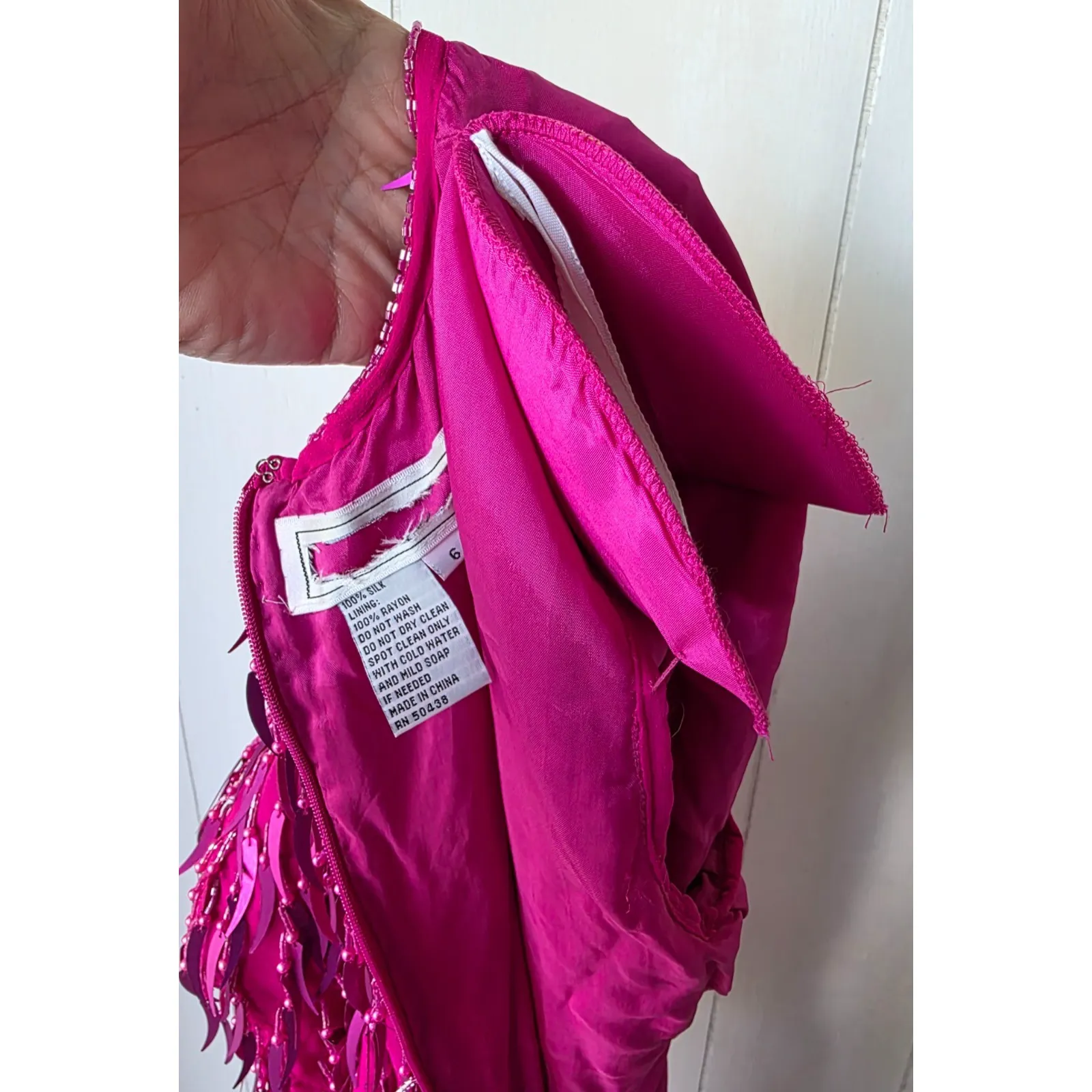AJ Bari Silk Hot Pink Cattail Sequin Beaded Fringe Vintage Trophy Sheath Dress 6 - Image 11