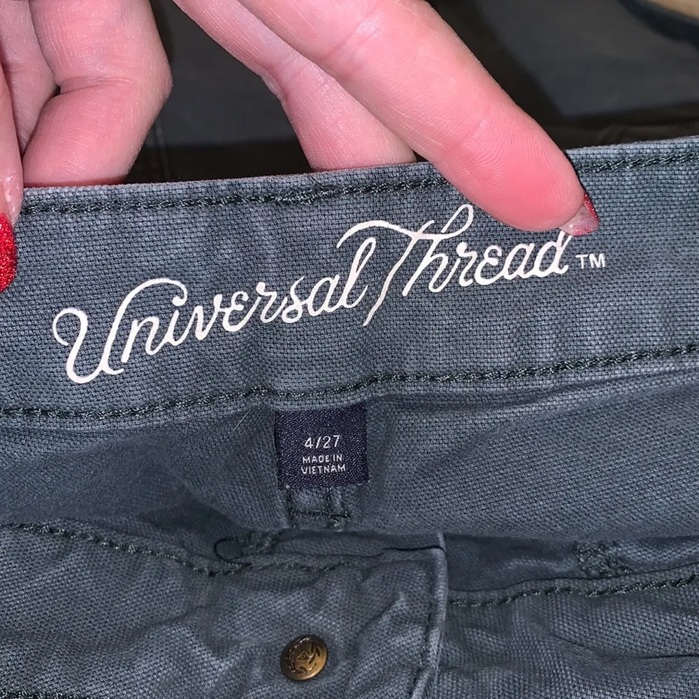 Universal Thread green high rise midi jean shorts - Image 5