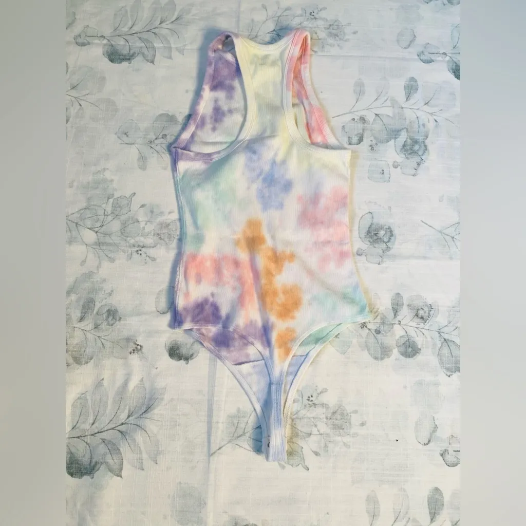 Abercrombie & Fitch Soft A&F Rib Collection, Size Small Bodysuit w/snap buttons - Image 3