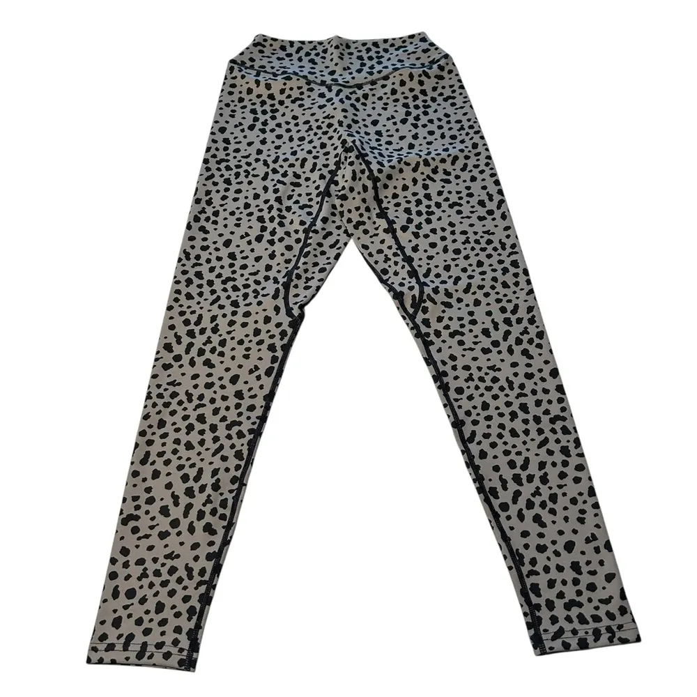 Balance Athletica Vitality Ascend Legging Snow Leopard Size M Gray and Black New - Image 3