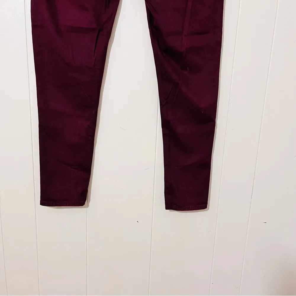 Levi's 535 Super Skinny Maroon Faux Leather Front Denim Pants Size 31 - Image 8