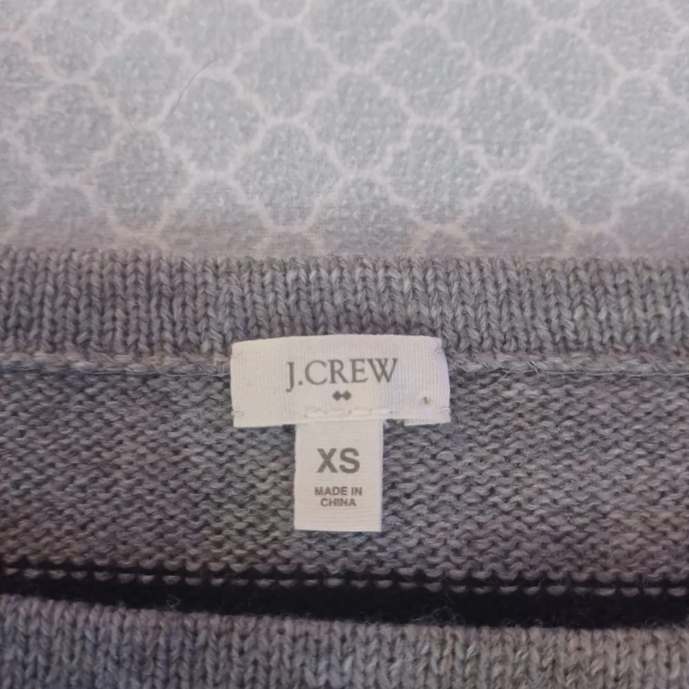 J Crew factory womens XS Alpaca blend grey black sweater lightweight Gray - Image 2