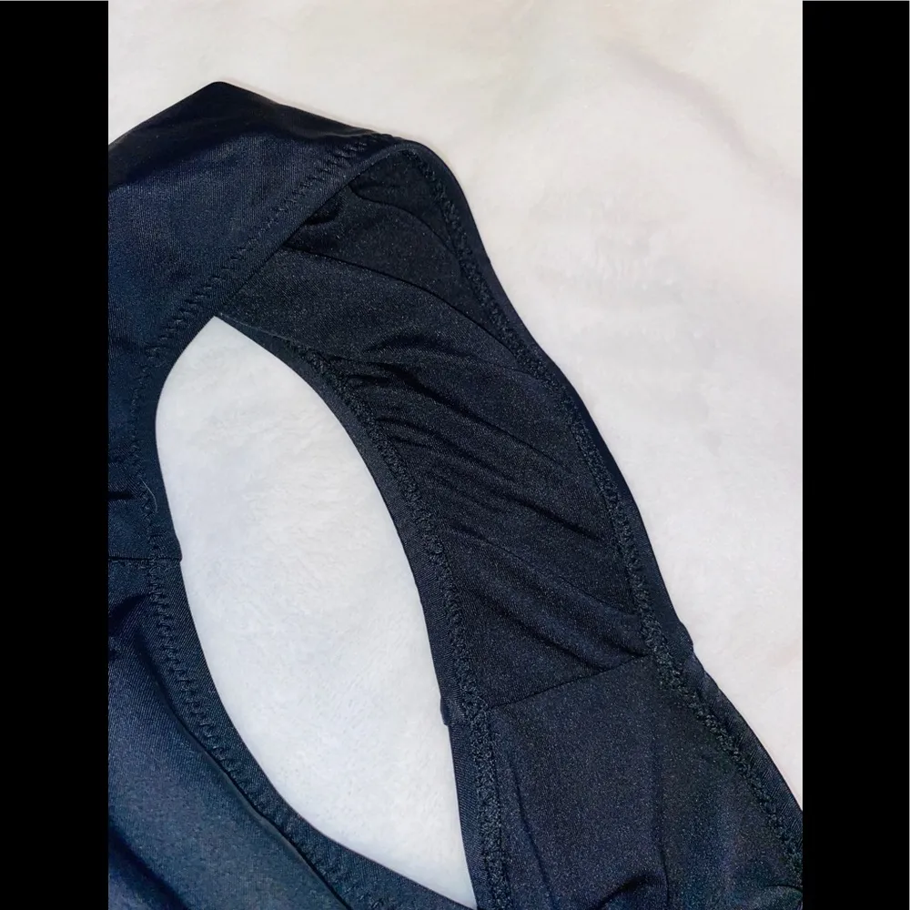 CUPSHE Swimsuit One Piece sz M NWOT - Image 6