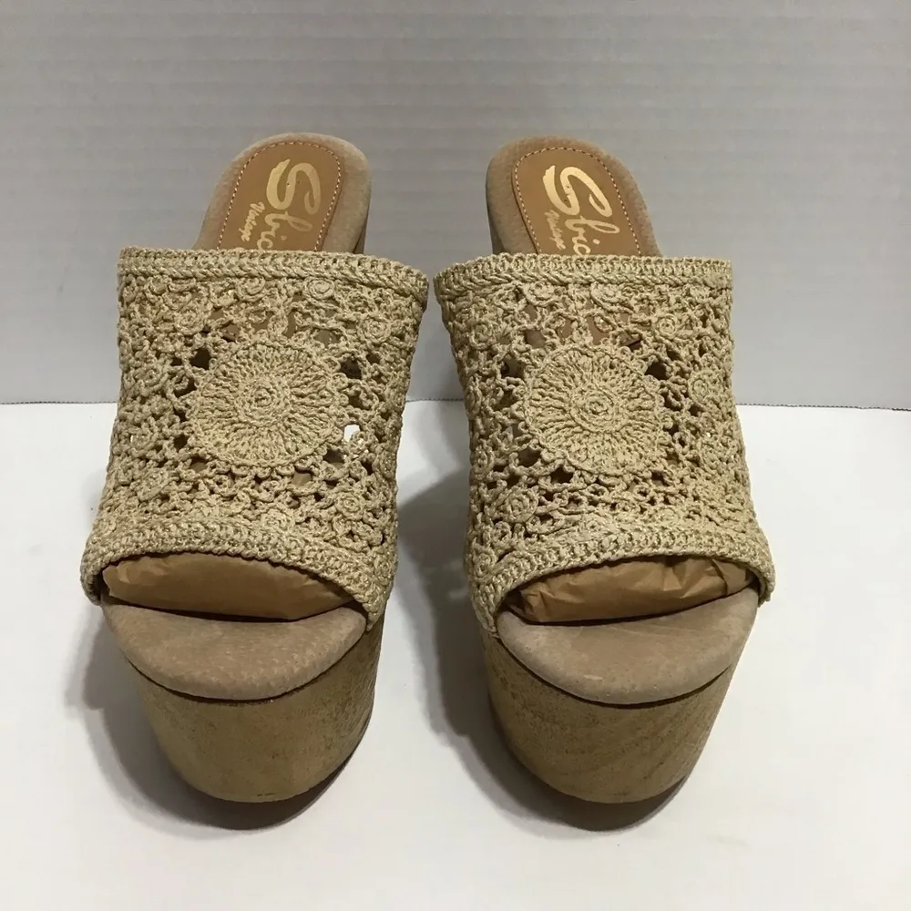 Sbicca Women's Beige‎ Carolena Floral Design Slip On Wedge Sandal Size 7 - Image 5