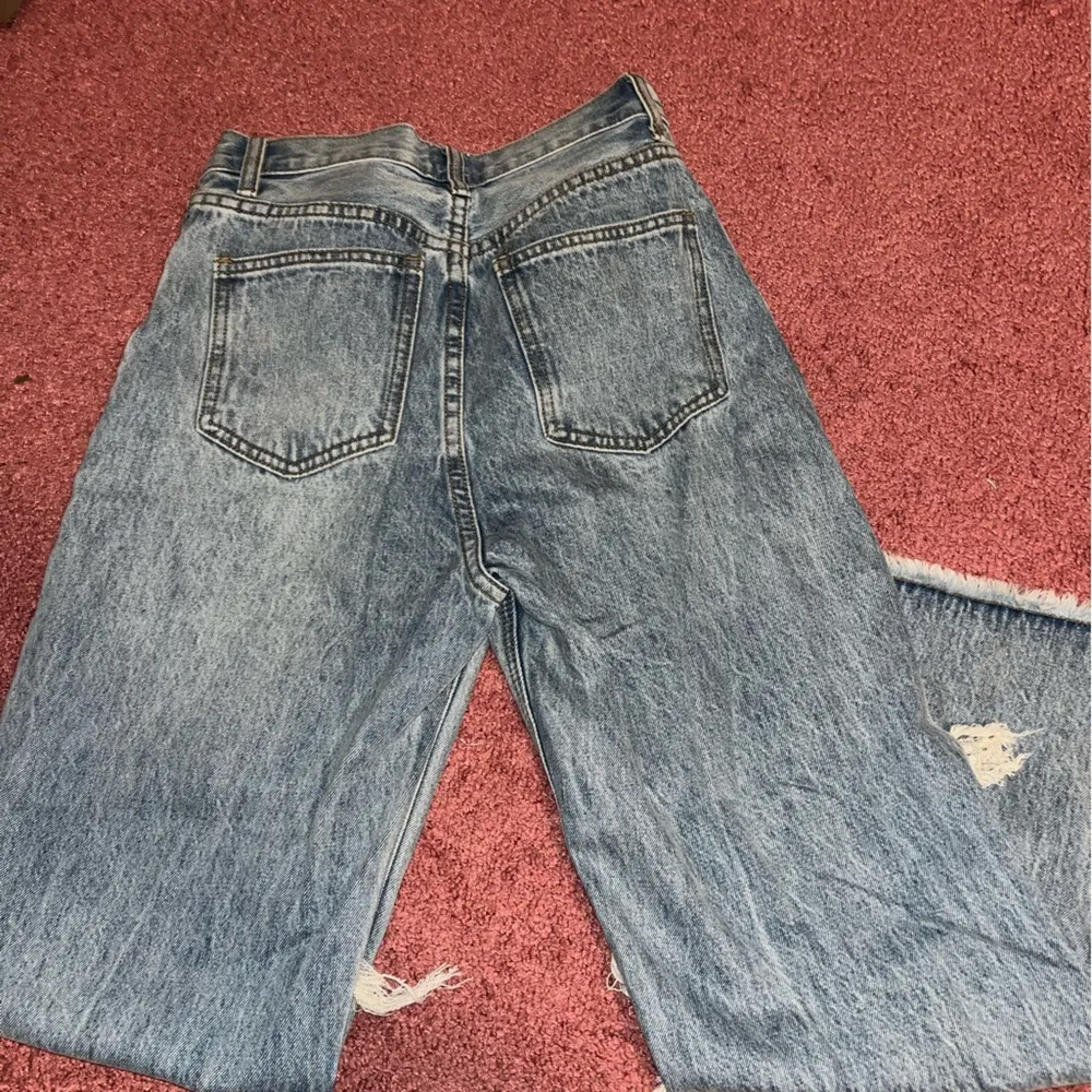 Princess Polly asymmetrical wide leg jeans - Image 5