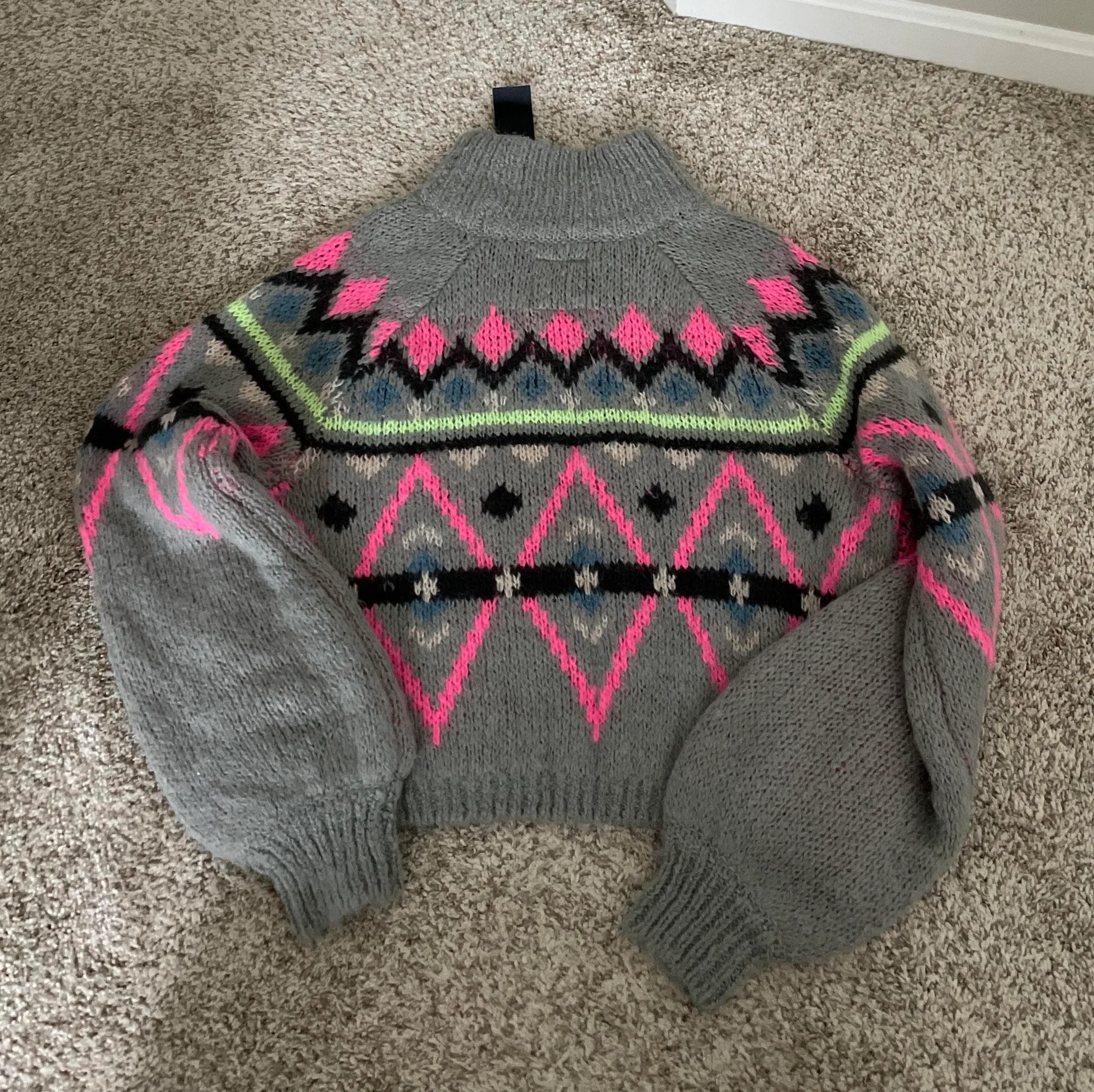 Cropped Sweater - Image 3