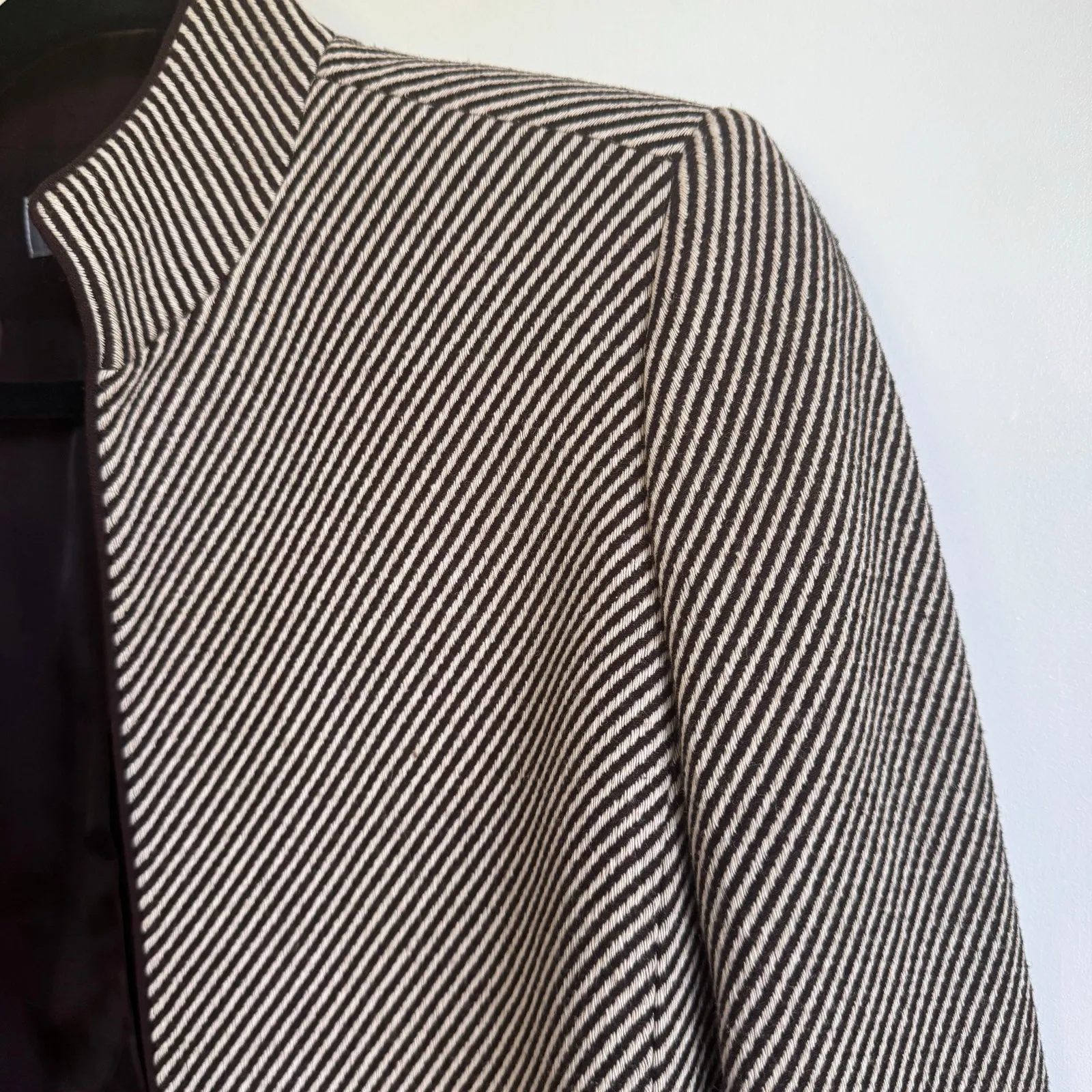 Tahari ASL Brown Cream Herringbone Striped Open Front Blazer Jacket Size 8 - Image 3