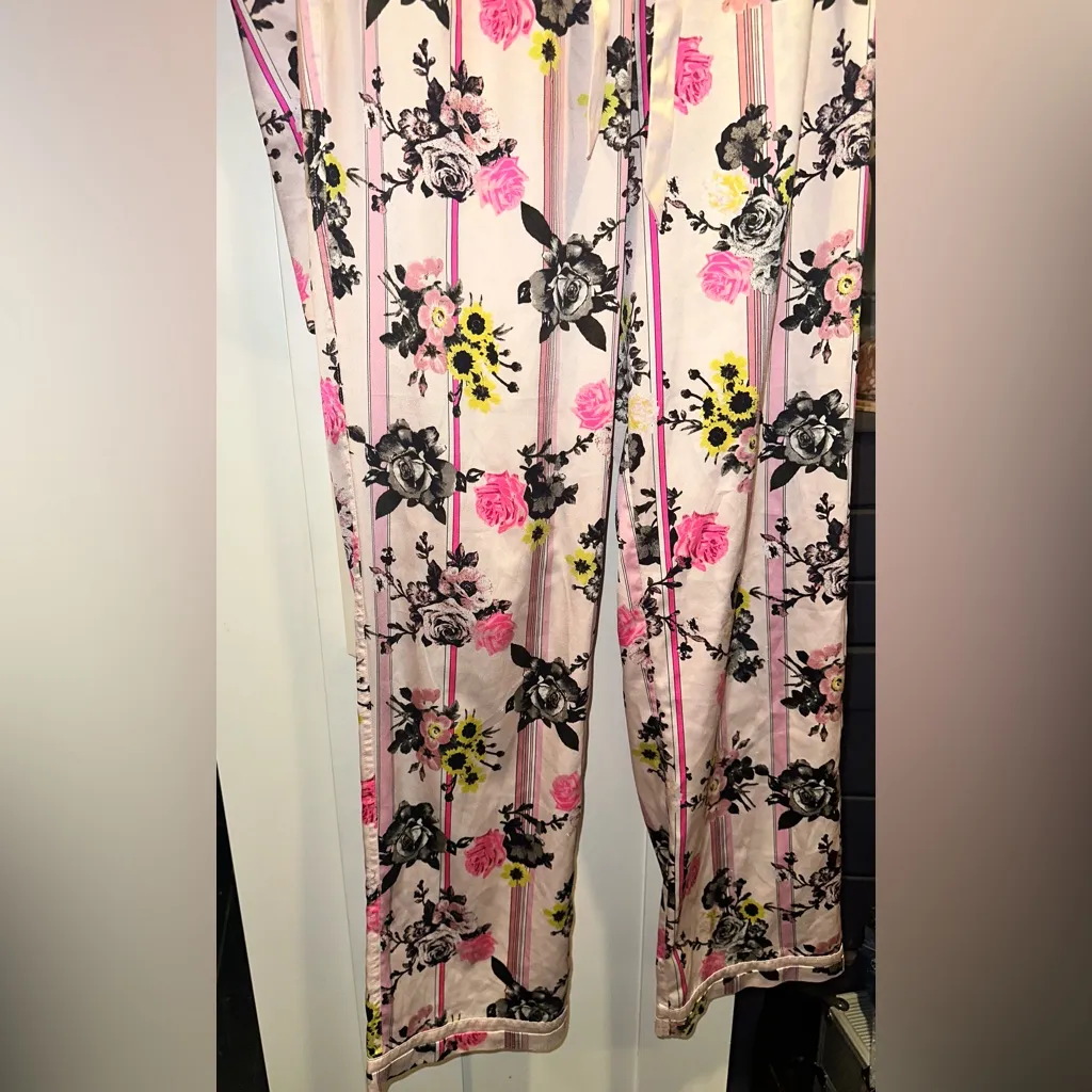 Victoria's Secret Satin Rose Pajama Set - Image 4