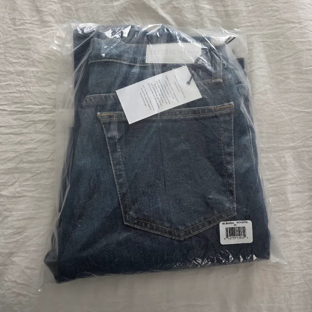 RE/DONE NWT High Rise Ankle Crop Jeans 30 - Image 4