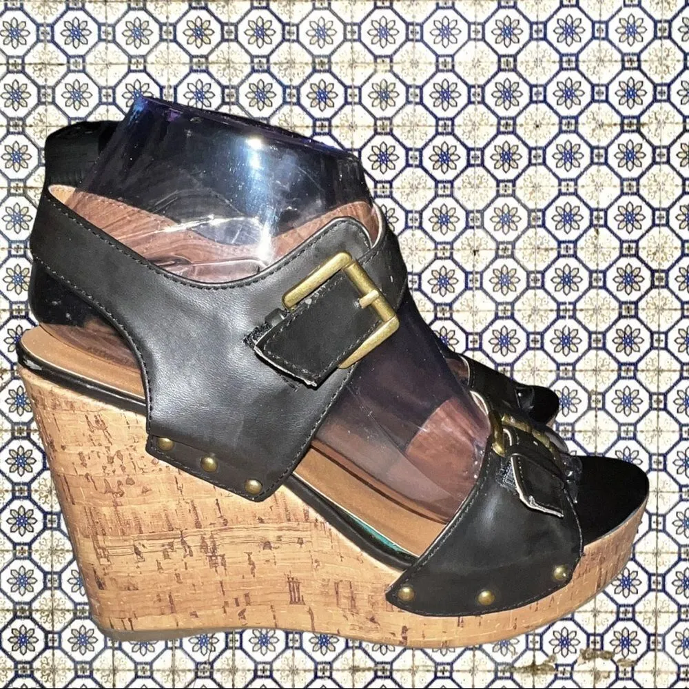 Mossimo supply co black straps and cork wedge heels! Black Size 8 - Image 2