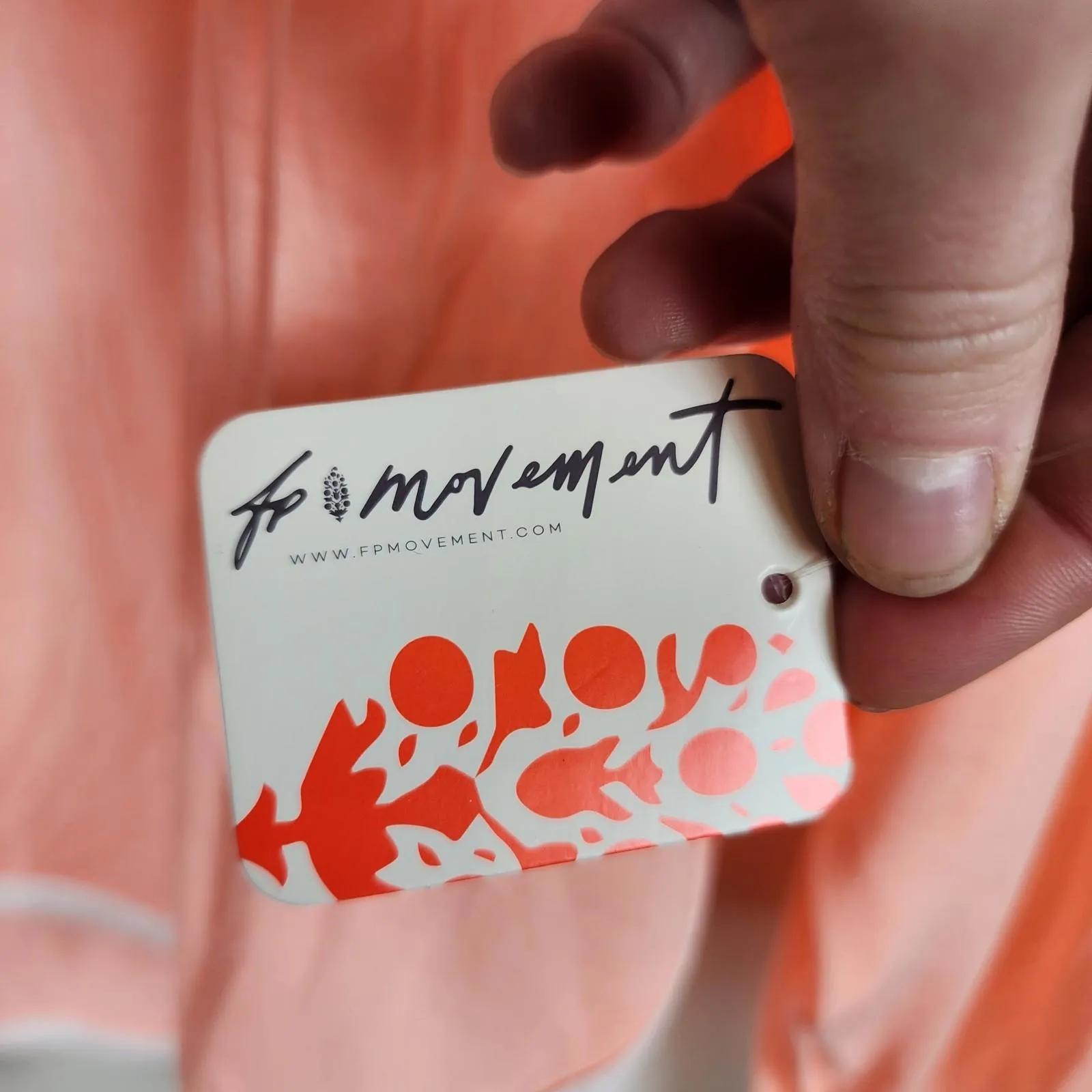 NWT FP MOVEMENT by FREE PEOPLE Spotlight Colorblock Long Sleeve XL Peach White - Image 5