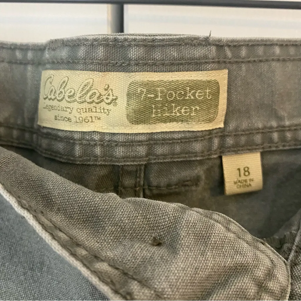 Cabelas 7-Pocket Cargo Pants Women Sz 18 Canvas Green Utility Hiking Tactical - Image 2