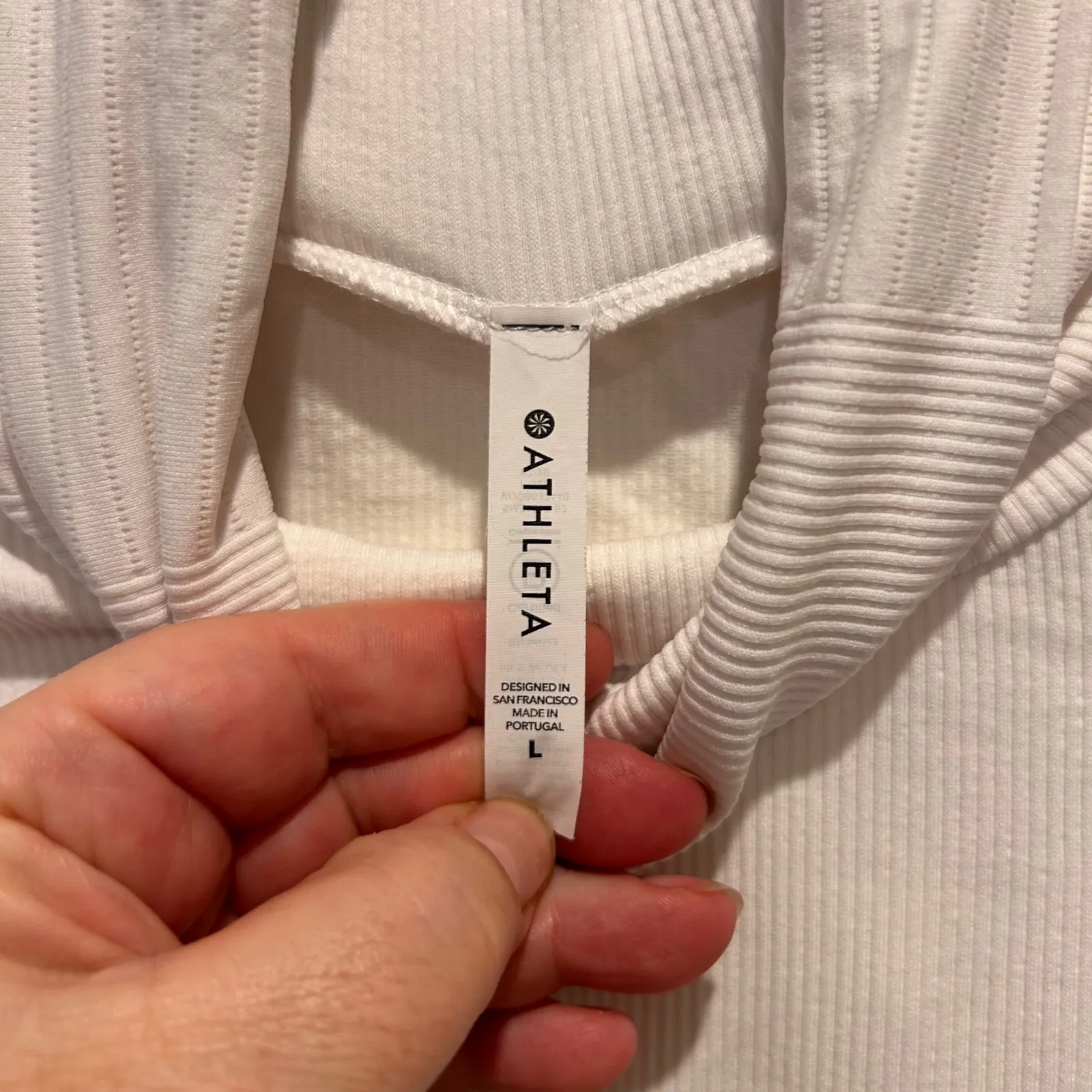 Athleta Flurry Blizzard Ribbed White Mock Neck Long Sleeve Workout Women's Sz L - Image 6