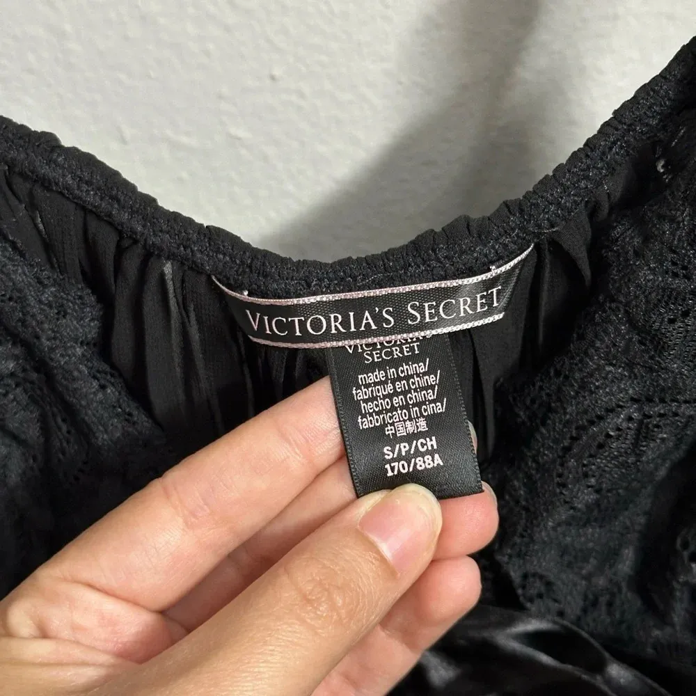 Victoria’s Secret Womens Nightgown Small Black Satin Lace V Neck Spaghetti - Image 7