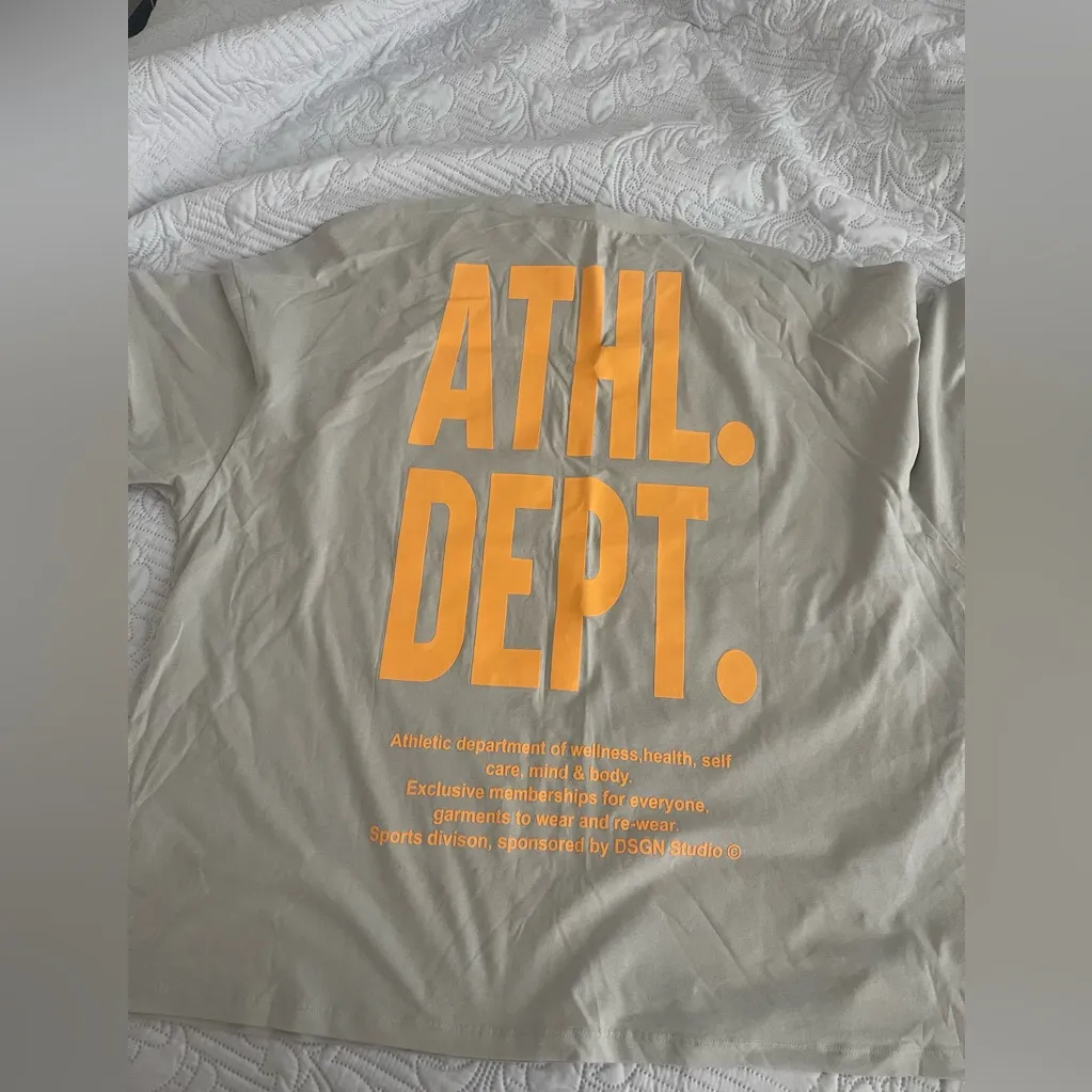 NWOT BOOHOO OVERSIZED SLOGAN TSHIRT L - Image 5