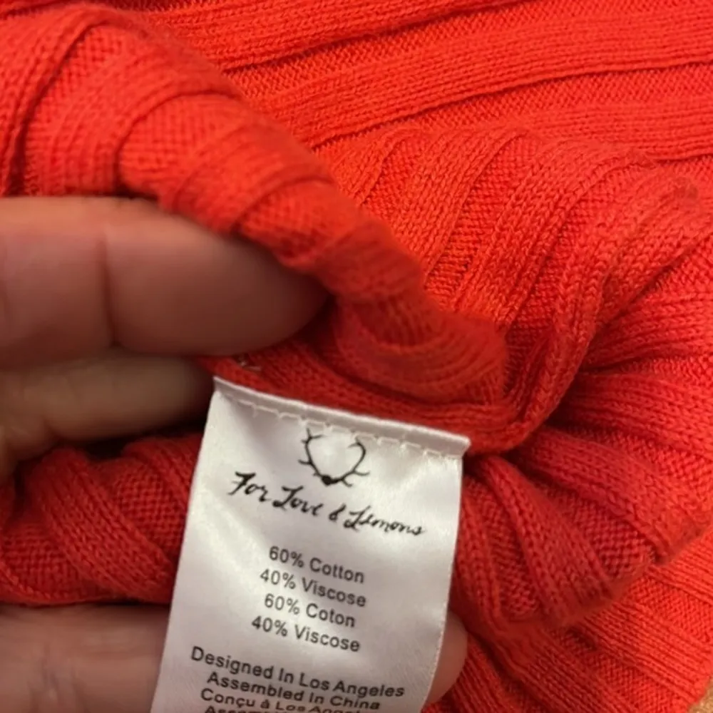 KNITZ FOR LOVE AND LEMONS RIBBED CROP TOP - Image 3