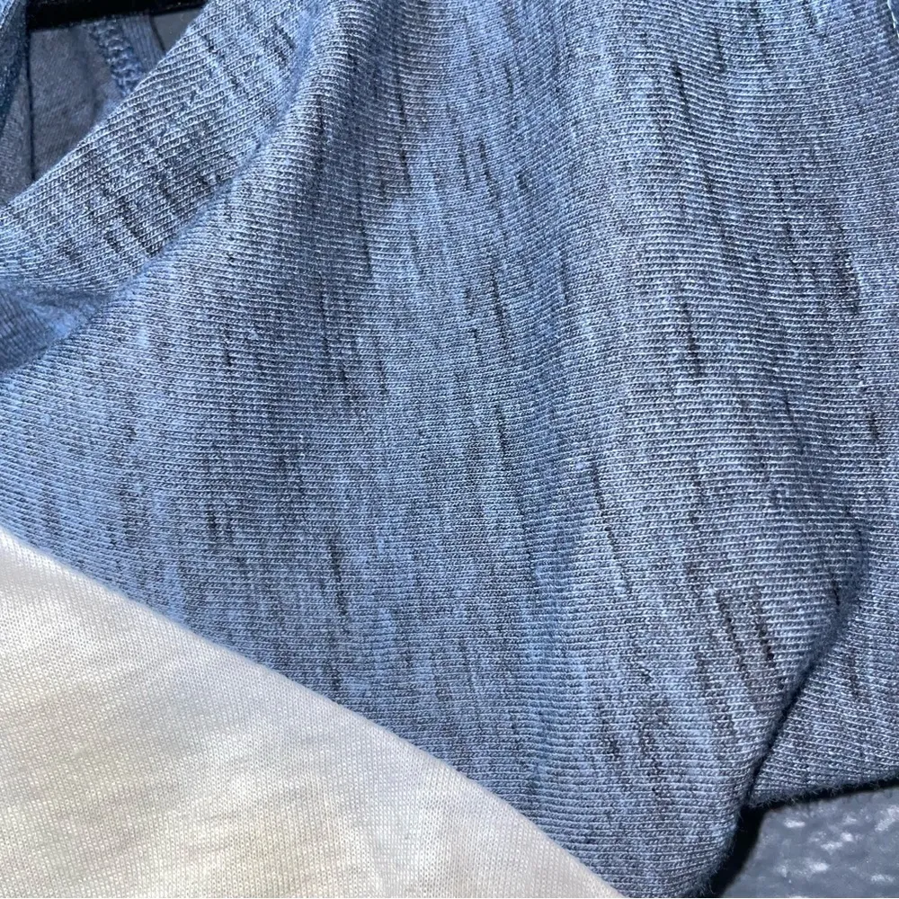 Cold-Shoulder Baseball T-Shirts Womens X-Small
White Navy Graphic T-Shirt top - Image 8