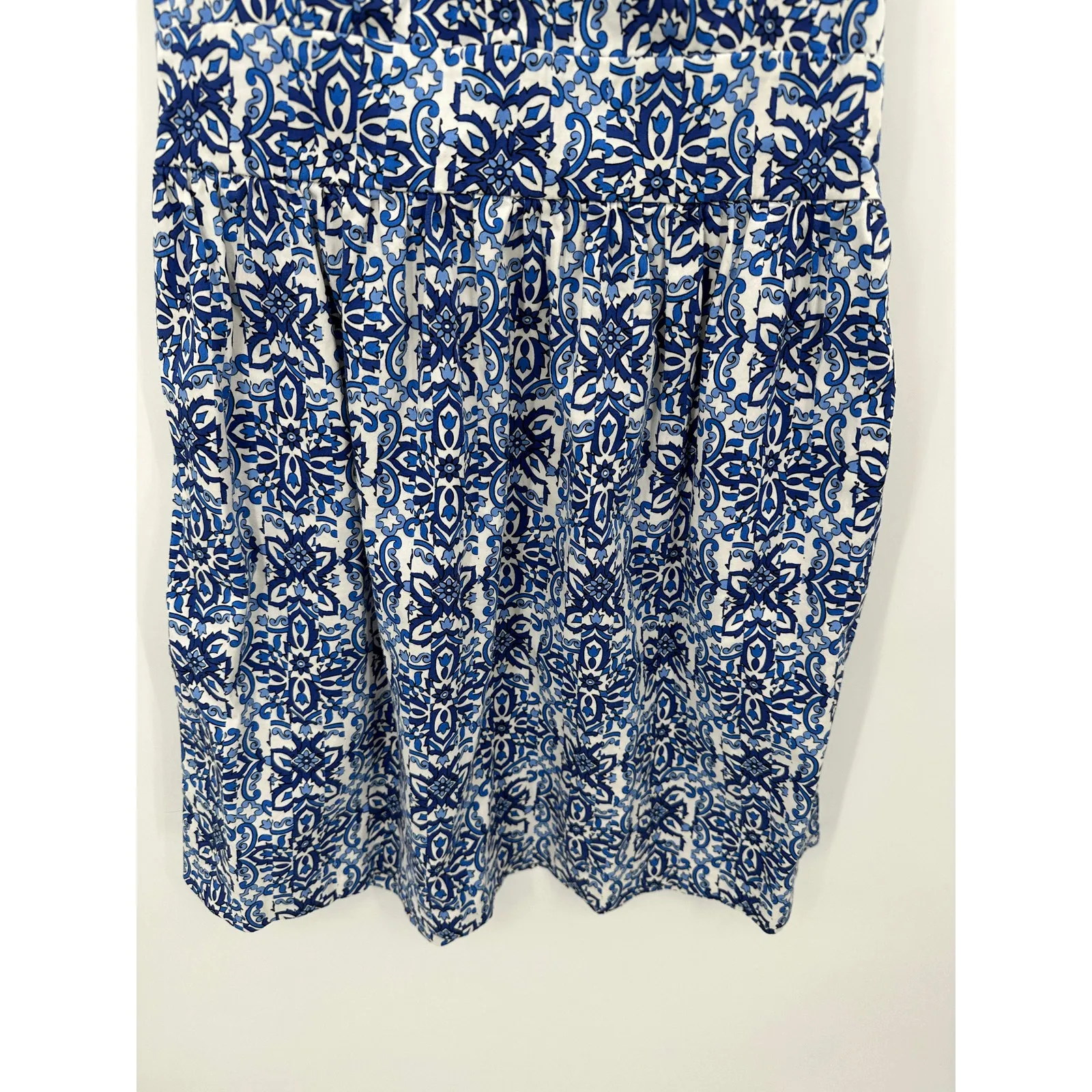 Milly Dress Women 8 Blue White Paisley Print V-Neck Sleeveless Back Zip Mini - Image 3