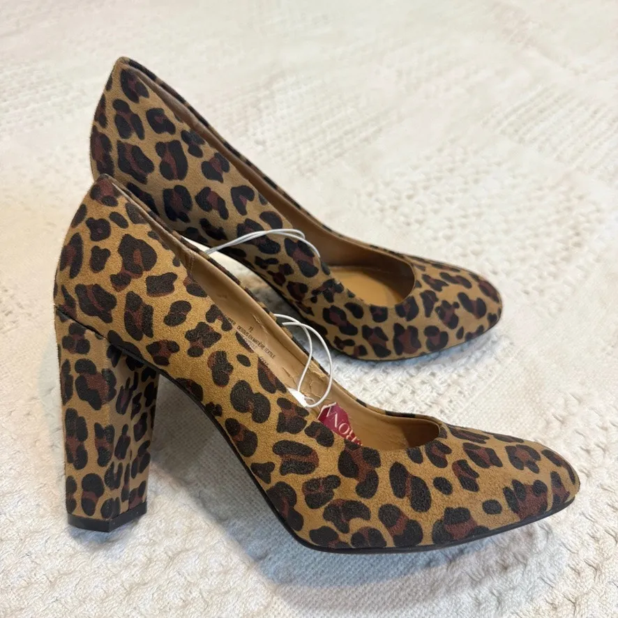 new Merona 7 1/2 animal print 3 1/2 inch heel faux suede pump 2677 - Image 8