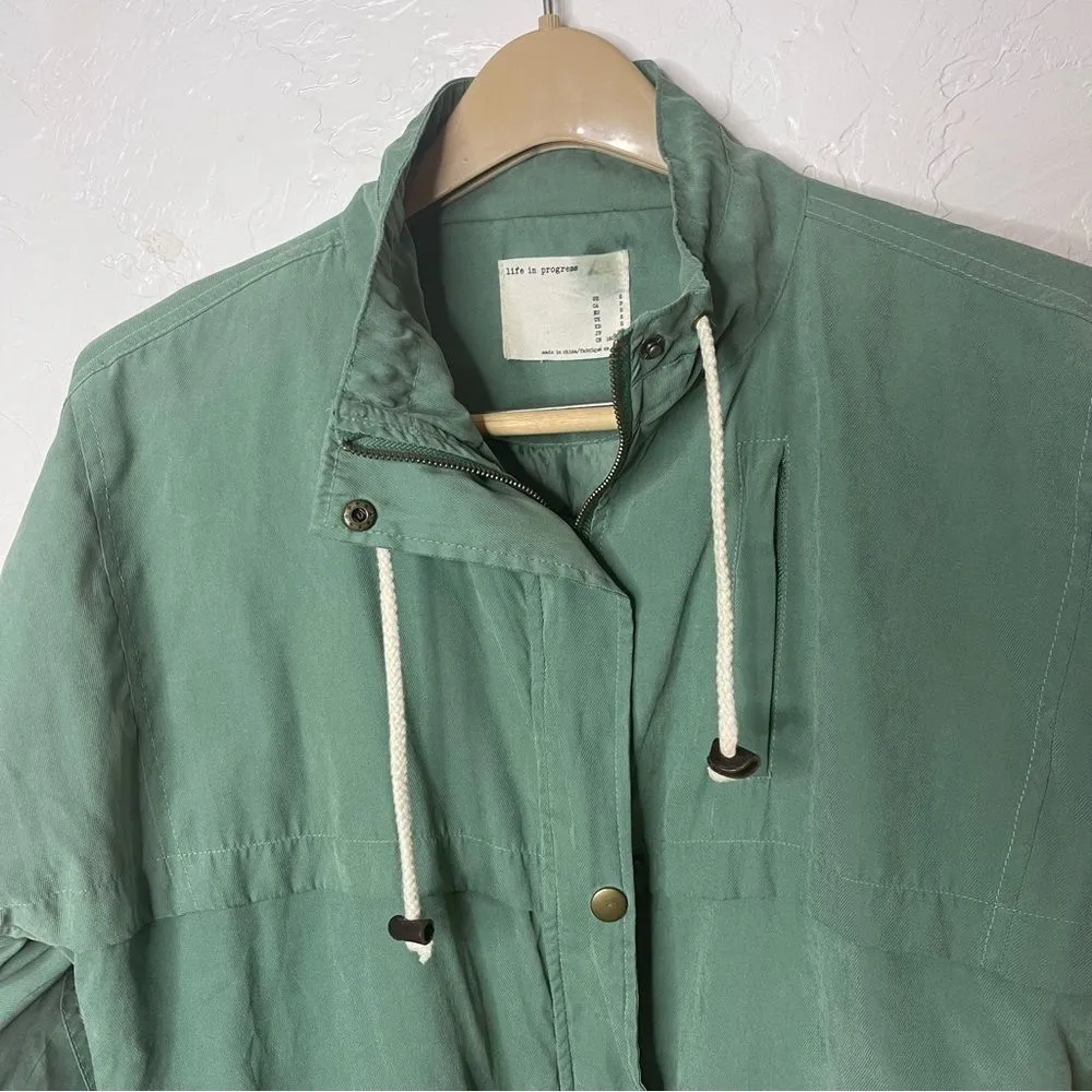 Life in Progress  Lightweight Green Jacket Small - Image 2