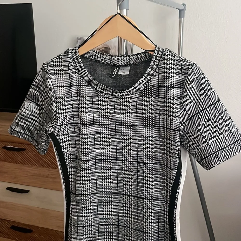 H&M Houndstooth DRESS - Image 3