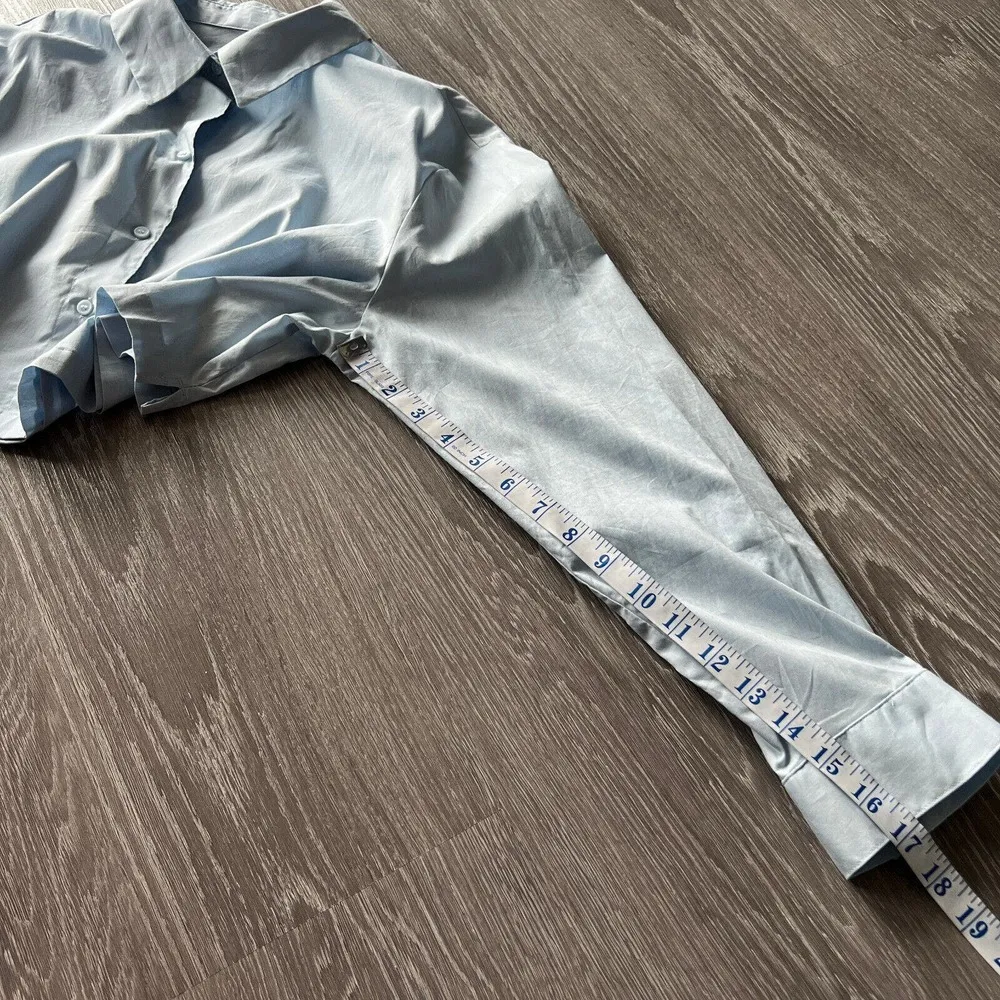 H&M Cropped Shirt Womens Small Light Blue Collared Button Up Cotton - Image 5