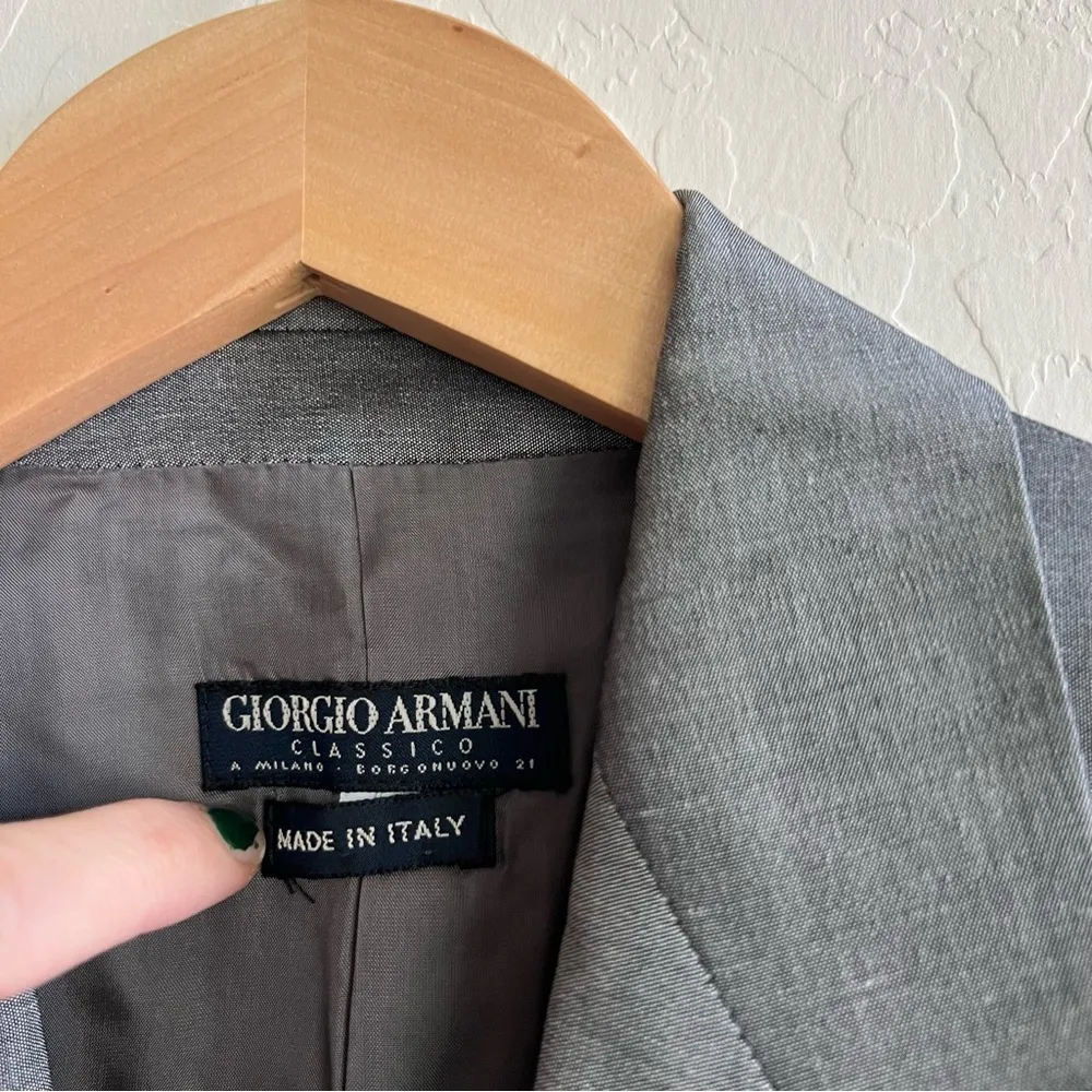 Vintage Giorgio Armani Grey Blazer One Button Front Closure - Image 7