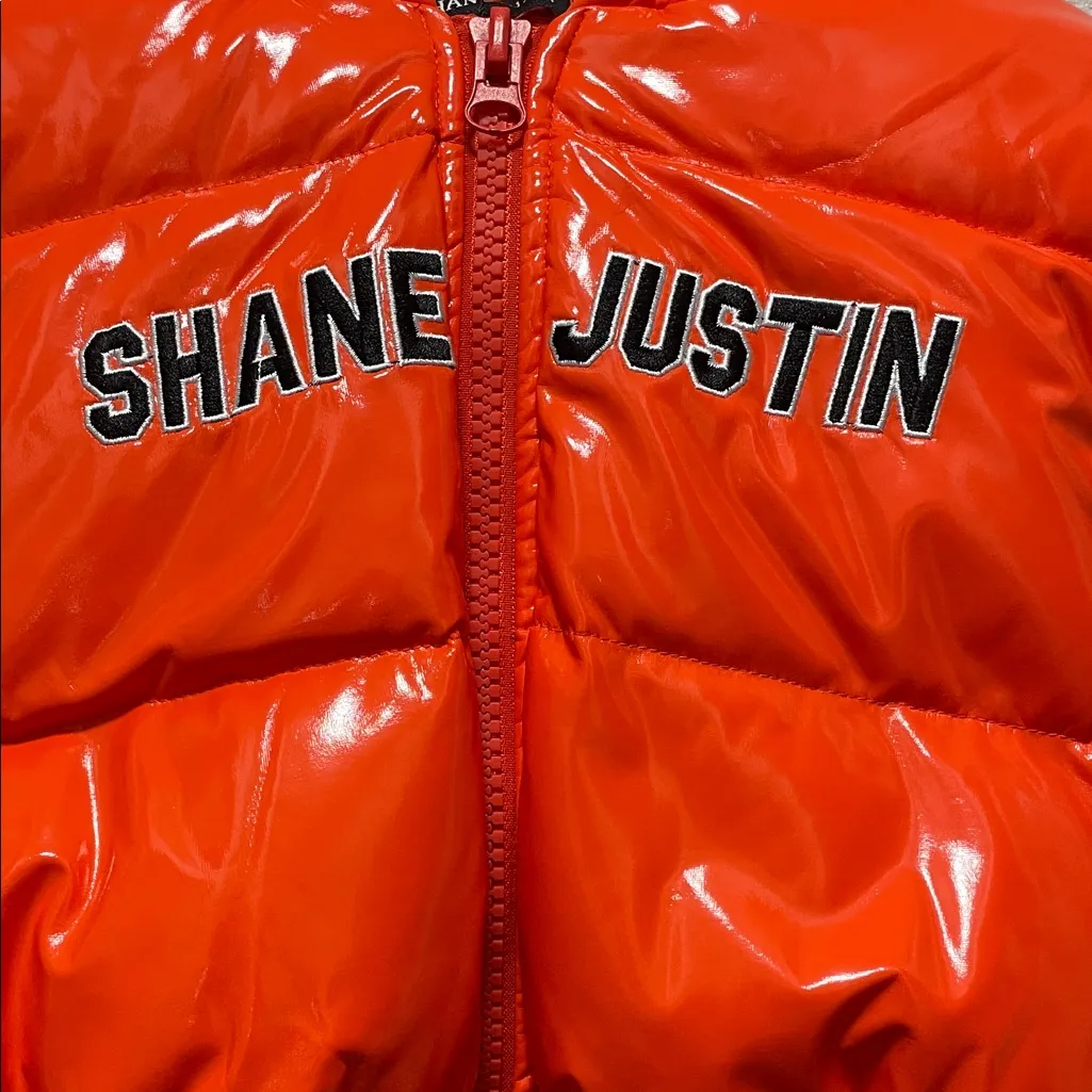 Shane Justin Puffer Half Orange Jacket Size Medium - Image 2