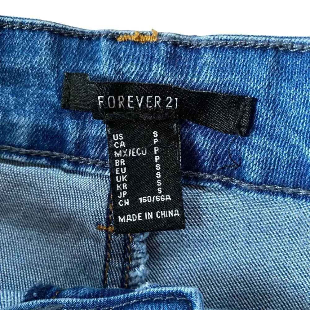 Forever 21 small denim pant/long wide leg frayed hem medium wash button zip - Image 11