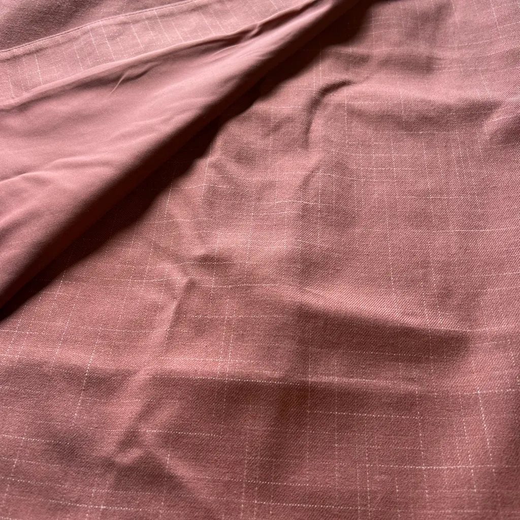 ❤️ Ann Taylor Pink Crosshatch Pattern Pencil Skirt with foldover wrap Design - Image 3