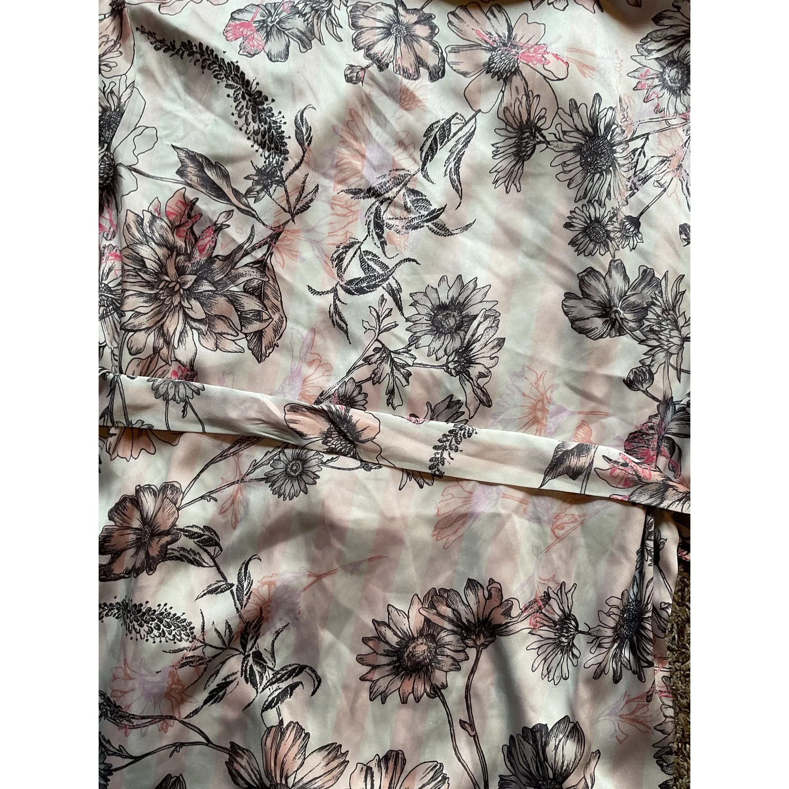 Victoria's Secret Satin Pink Floral Kimono Robe Tie Closure Sz XS Sleepwear NWT - Image 7