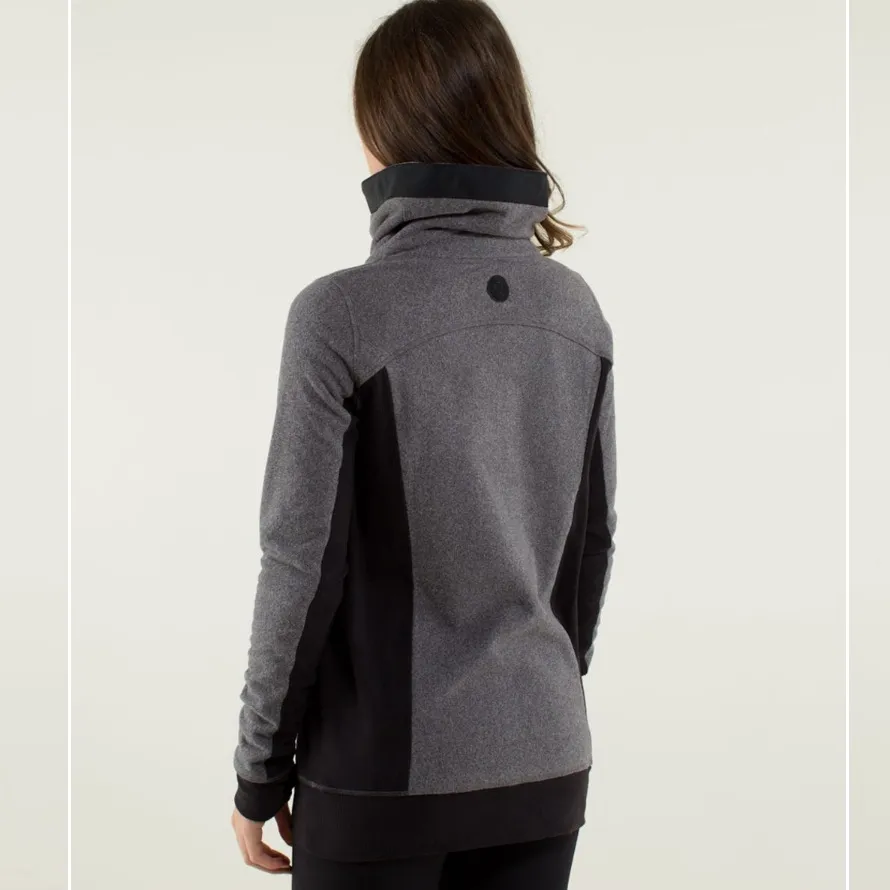 Lululemon Post Chaturanga Pullover in Black / Ambient Grey / Black - Image 3