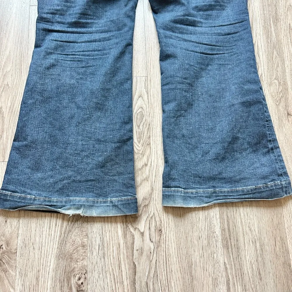 Torrid Vintage Stretch Mid-Rise Dark Wash Flare Jeans Size 24S - Image 8
